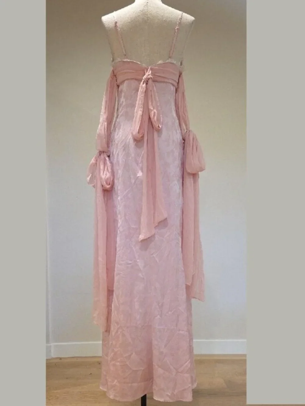 NEW $489 FOR LOVE AND LEMONS SHEILA PINK JACQUARD MAXI DRESS SIZE M - Picture 6 of 15